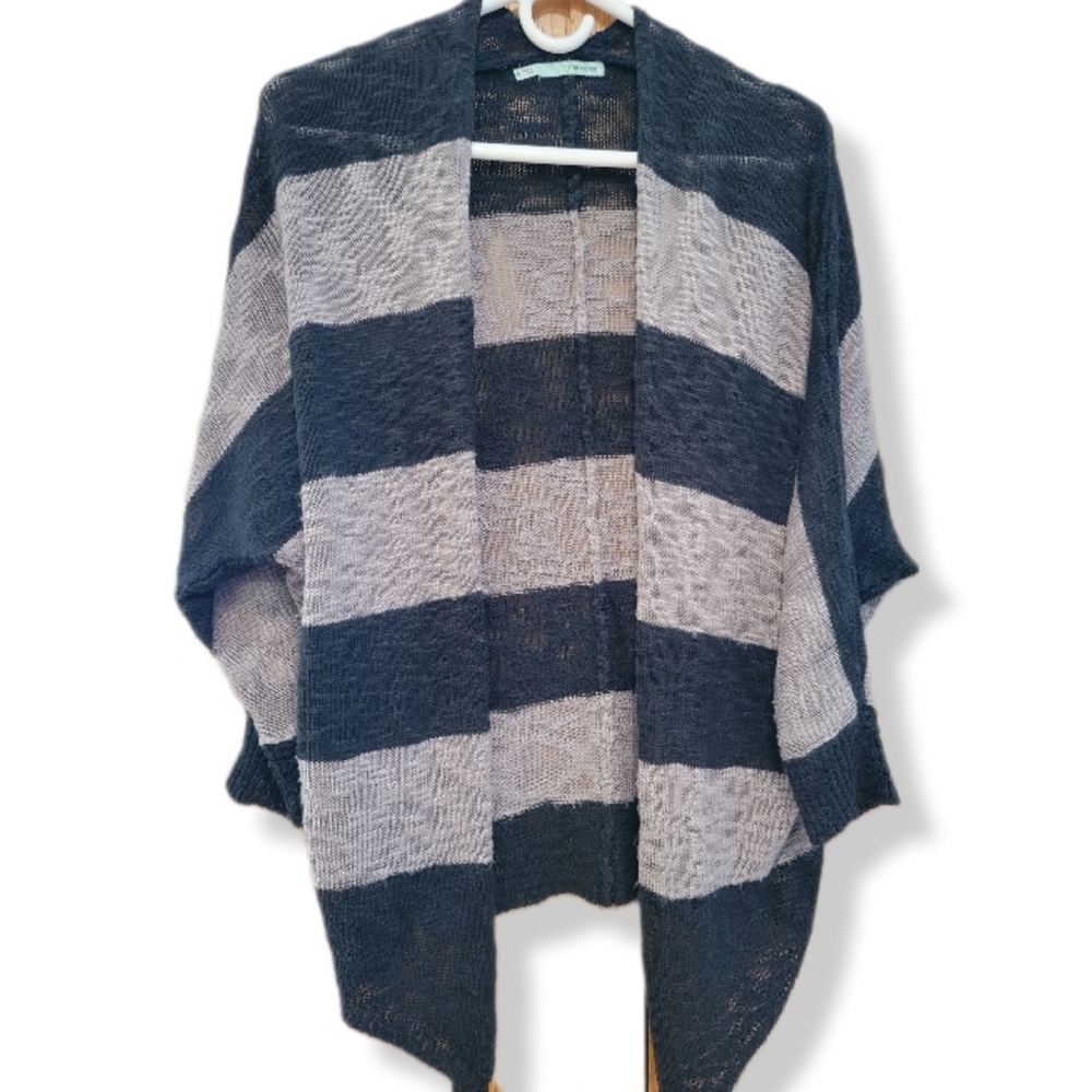 Maurices Women's size S Cardigan
